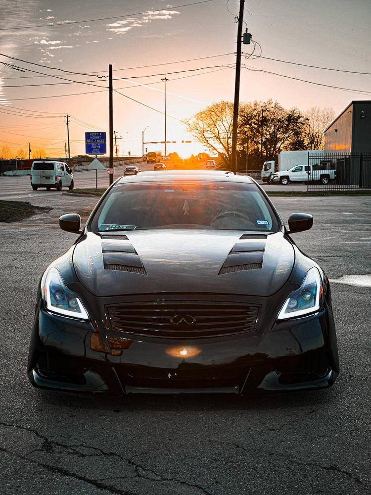 Infiniti g37 deals headlight