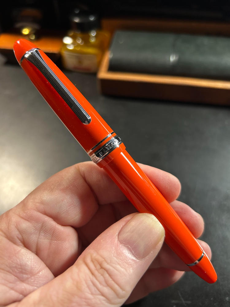 Sailor 1911 Large Fountain Pen - Royal Tangerine (USA ONLY)