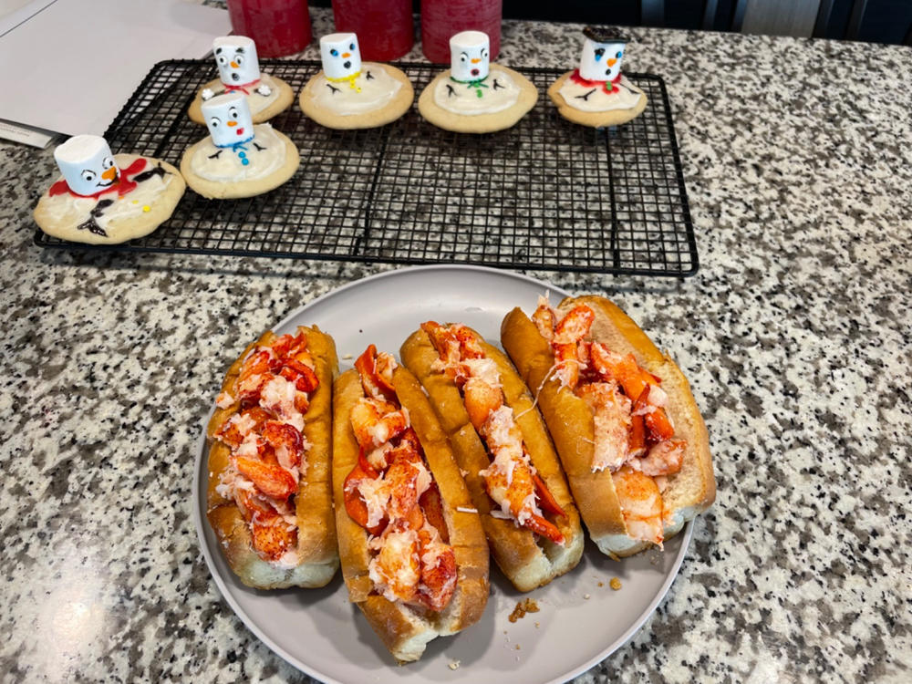 Four Pack Maine Lobster Roll Kit - Customer Photo From Adron Speer