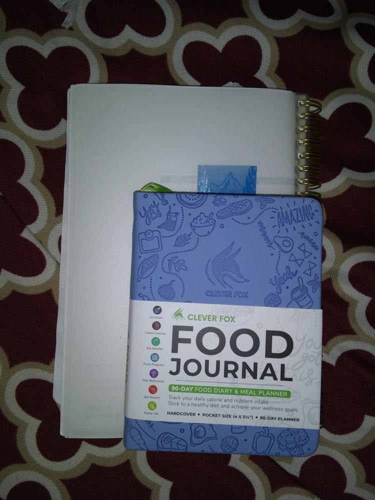 Clever Fox Food Journal, Pocket Size - Customer Photo From Carolyn Perry