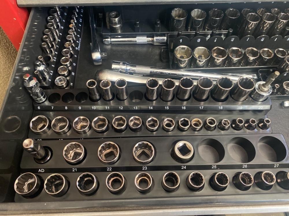 2-Row Magnetic Socket Holder Marked With Socket Sizes - Customer Photo From Eleazar Murillo 