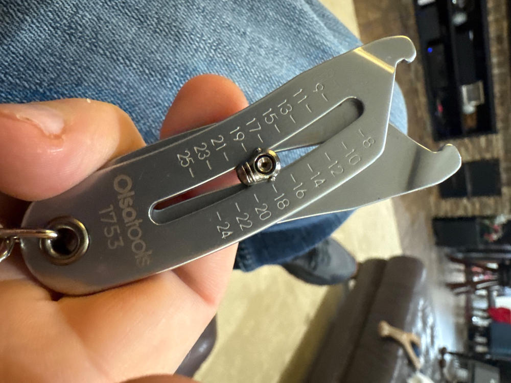 Bolt Size Finder Keychain - Customer Photo From Brian Dodd