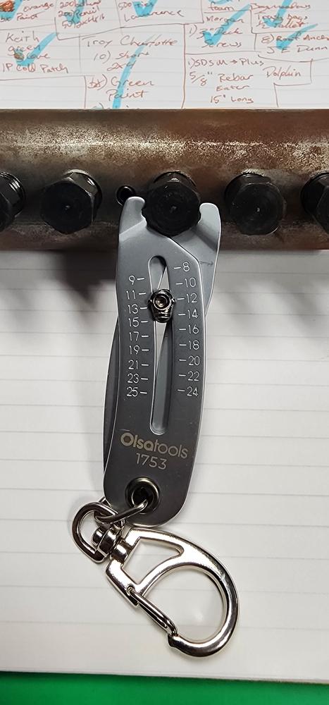 Bolt Size Finder Keychain - Customer Photo From DAVE