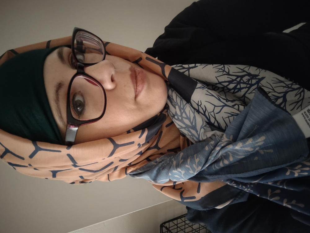 Modefa Tri-Panel Hijab Shawls | Blooming Branches - Navy Blue & Orange - Customer Photo From Erica Durian