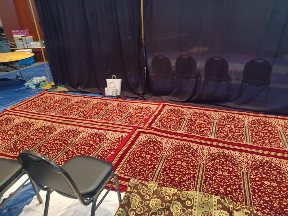 Long 6 Person  Islamic Prayer Rug - Traditional Floral Red - Customer Photo From Syeda Q.