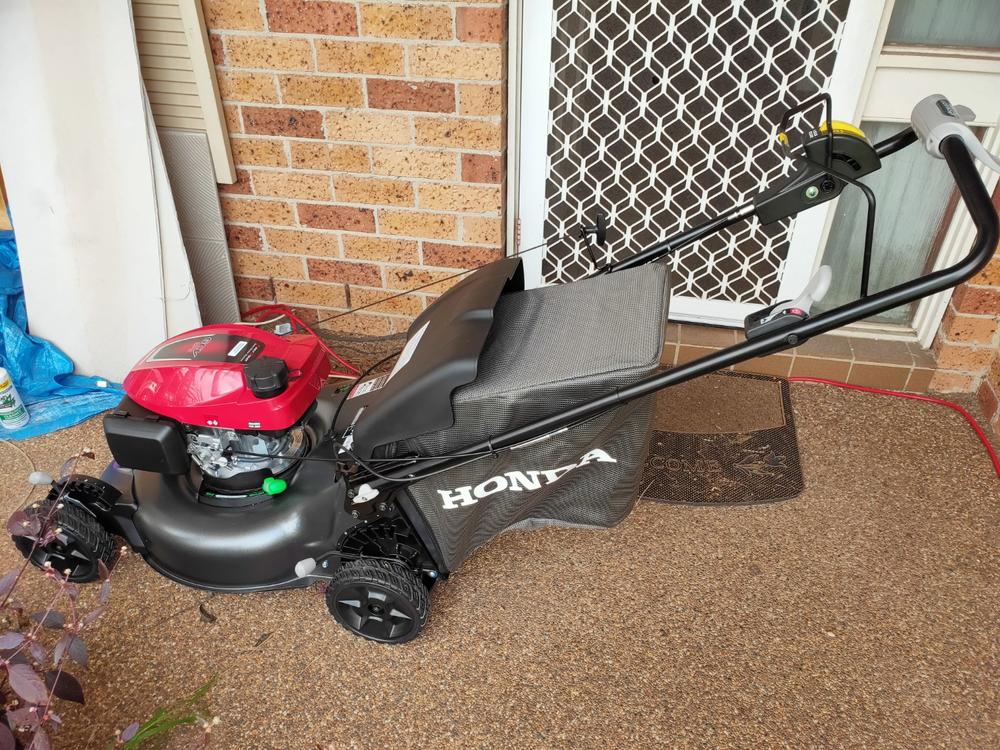 Honda HRN216VYU Petrol Lawn Mower - Customer Photo From Timothy Guy