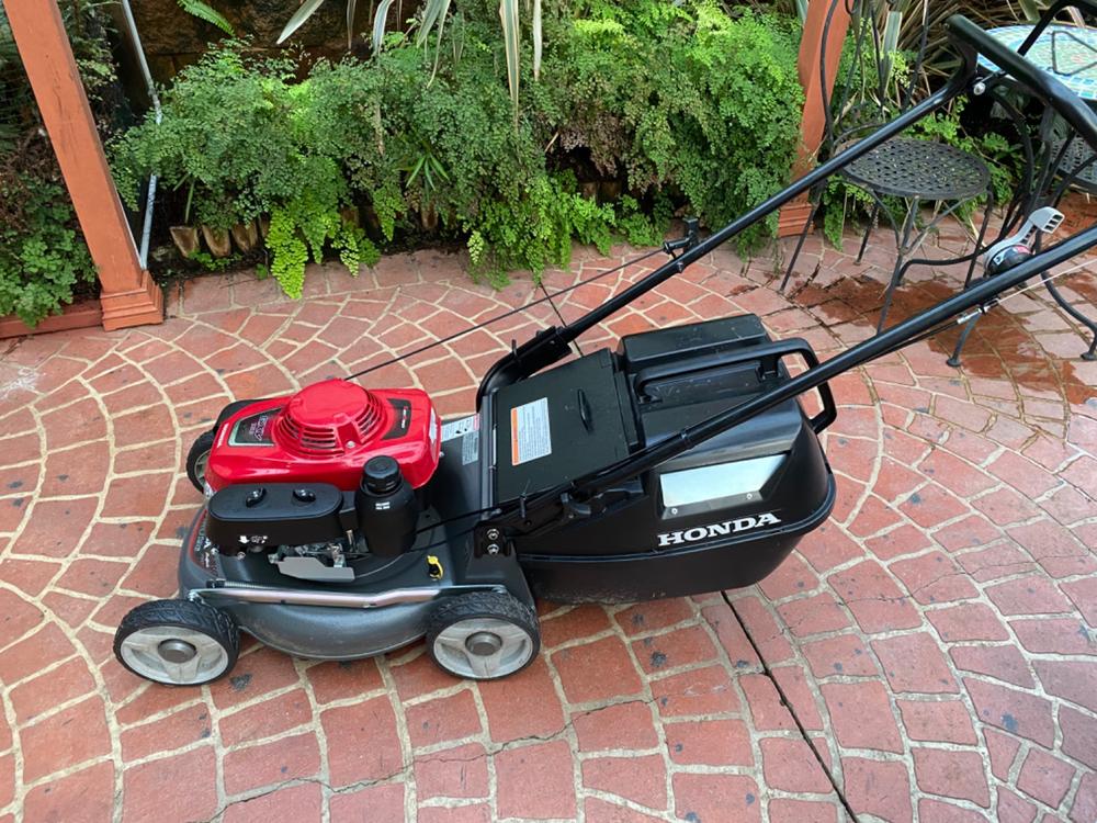 Honda HRG466PKU Domestic Petrol Lawn Mower - Customer Photo From Ray Newton