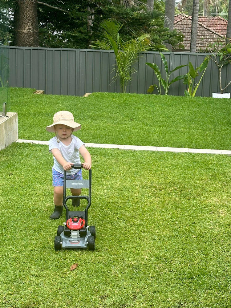 Honda Toy Lawn Mower (L08TY021LM) - Customer Photo From Bryce Fisk