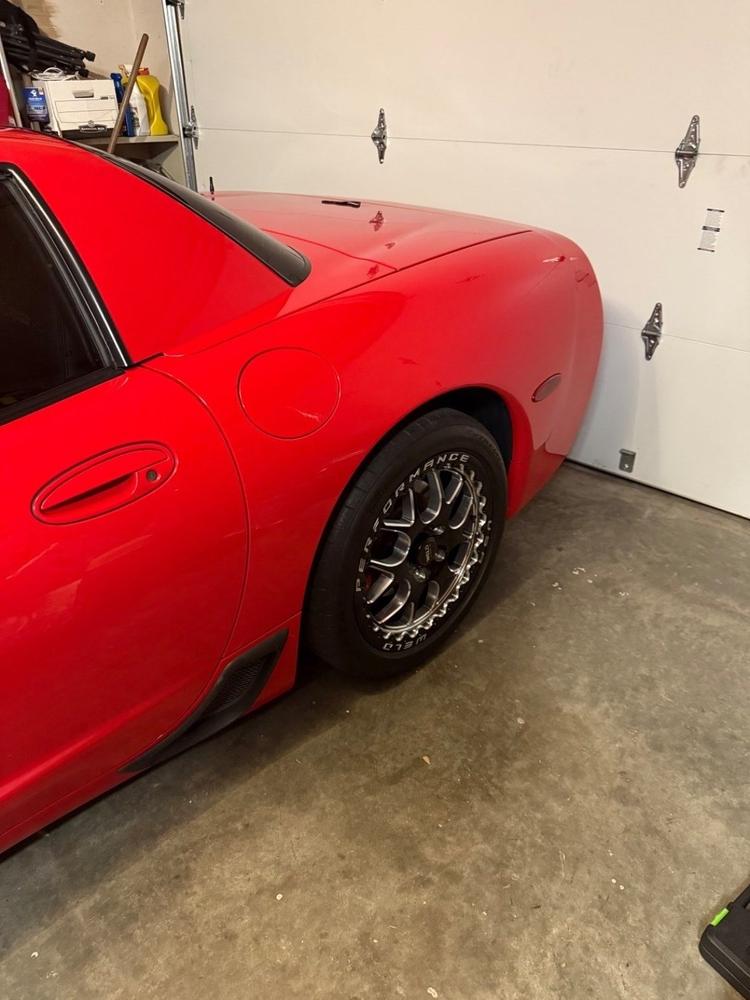 WELD Solana Beadlock Drag C6 C7 Z51 Corvette 18x10.5 | 5x120.65 BC
