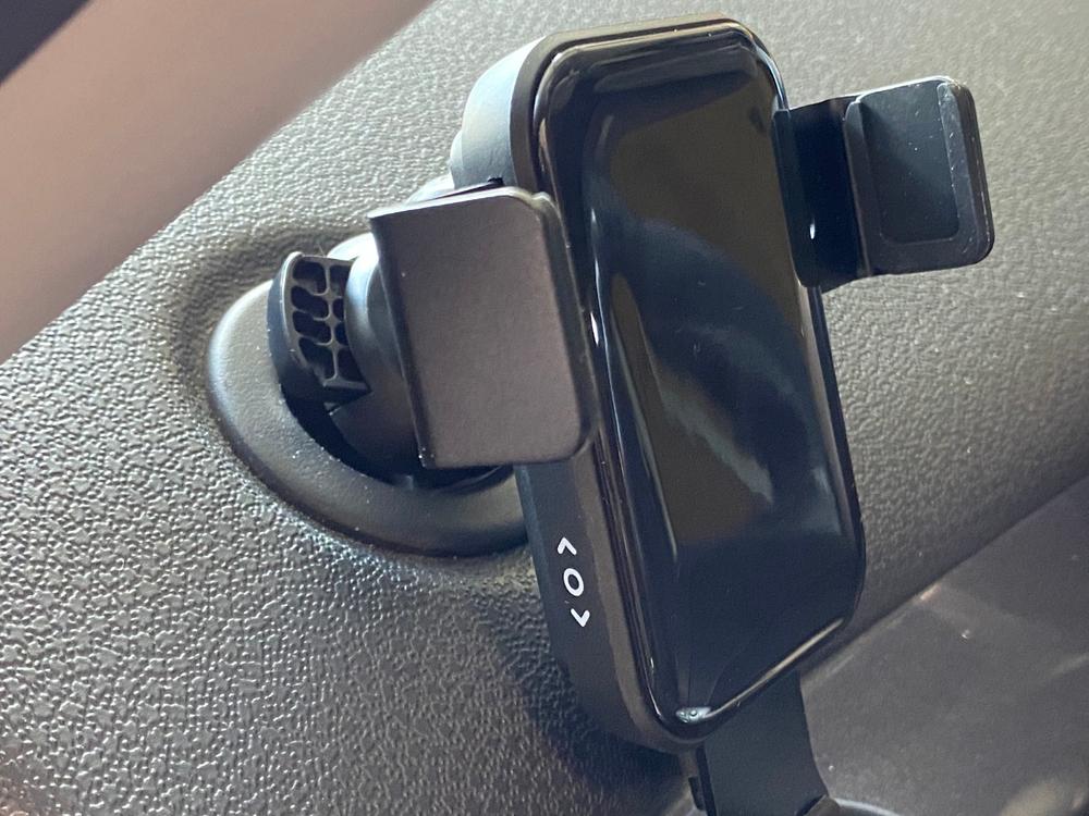 Wireless Car Charger - Customer Photo From Manuel Benavente