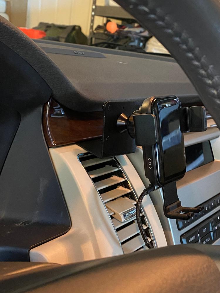 Wireless Car Charger - Customer Photo From Ryan