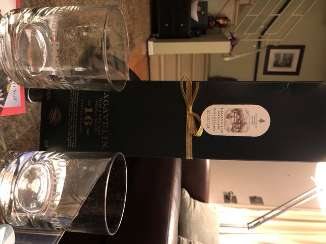 Lagavulin 16 Years Old Gift Pack with 2 Glasses - Just Whisky Auctions