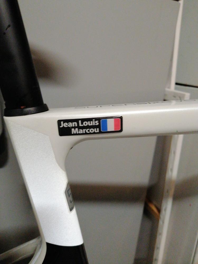 Stickers autocollant 3D doming fond noir 2 lignes - Customer Photo From jean louis marcou