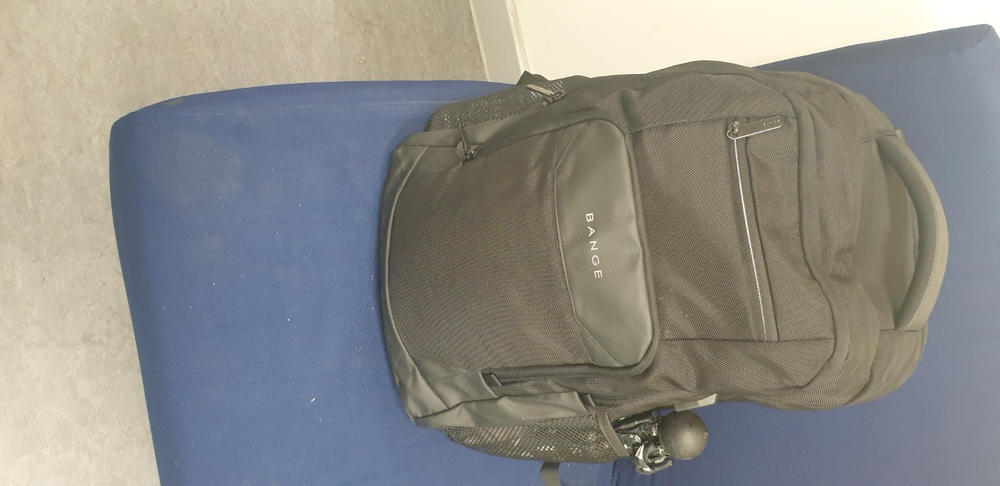 Bange BG-S laptop backpack with USB port - Customer Photo From Mandisa Jean-baptiste