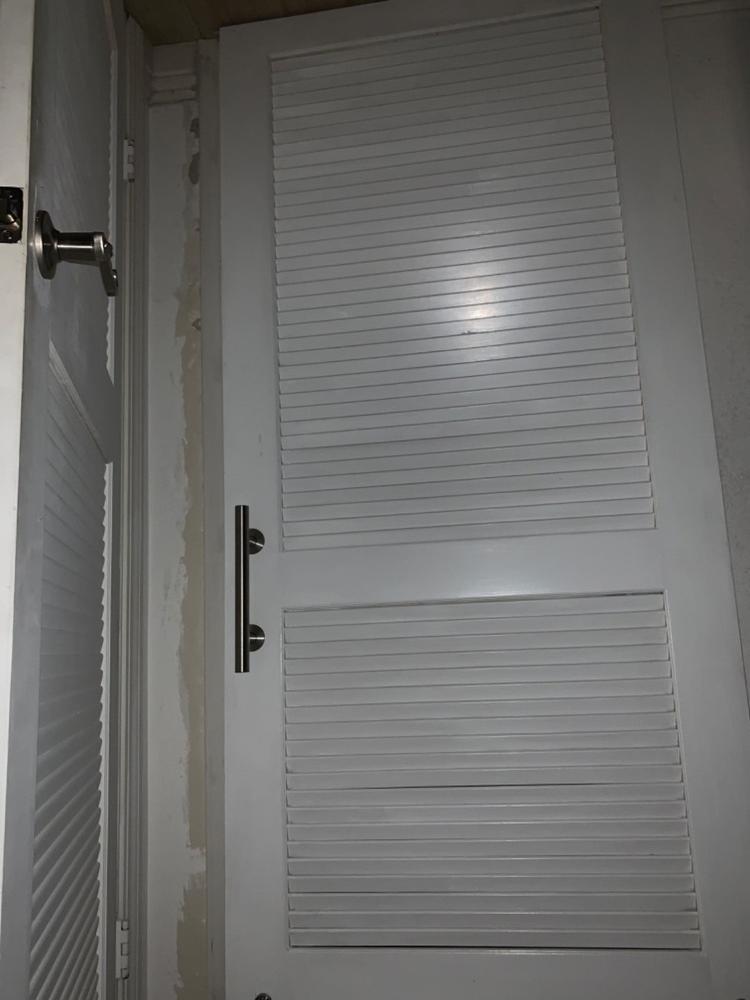 12" Round Barn Door Pull with Flush Plate & Latch | Stainless Steel - Customer Photo From Janice W.