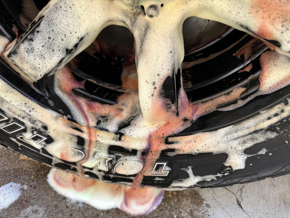 Wheel Cleaner+ - Brake Dust Remover - Customer Photo From Daniel Fletcher