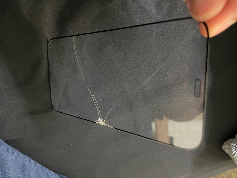 NanoArmour Anti-Microbial iPhone 12 Screen Protector - Customer Photo From Kevin Lu
