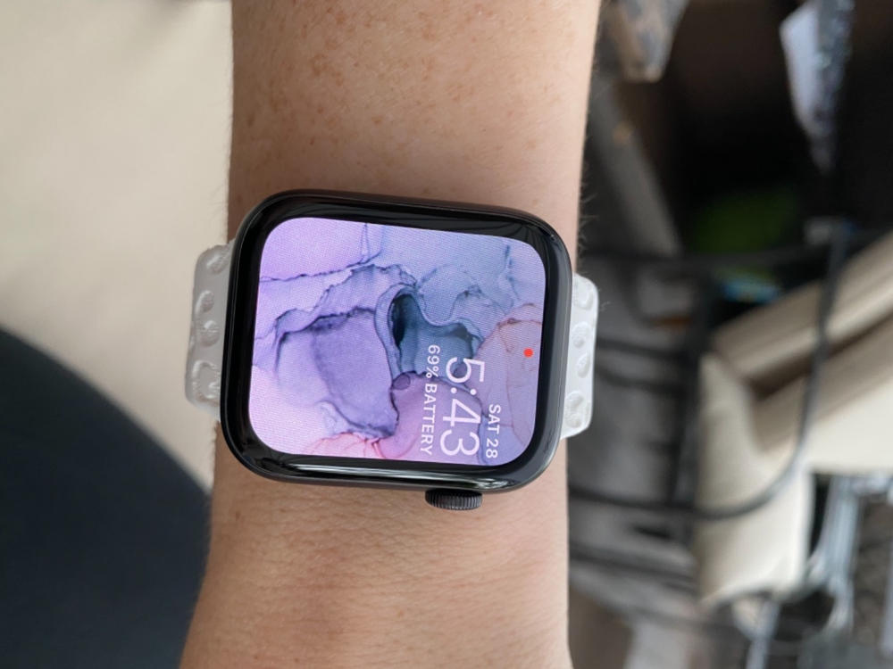 NanoArmour Apple Watch Series 6 Screen Protector - Customer Photo From Ashley Lang