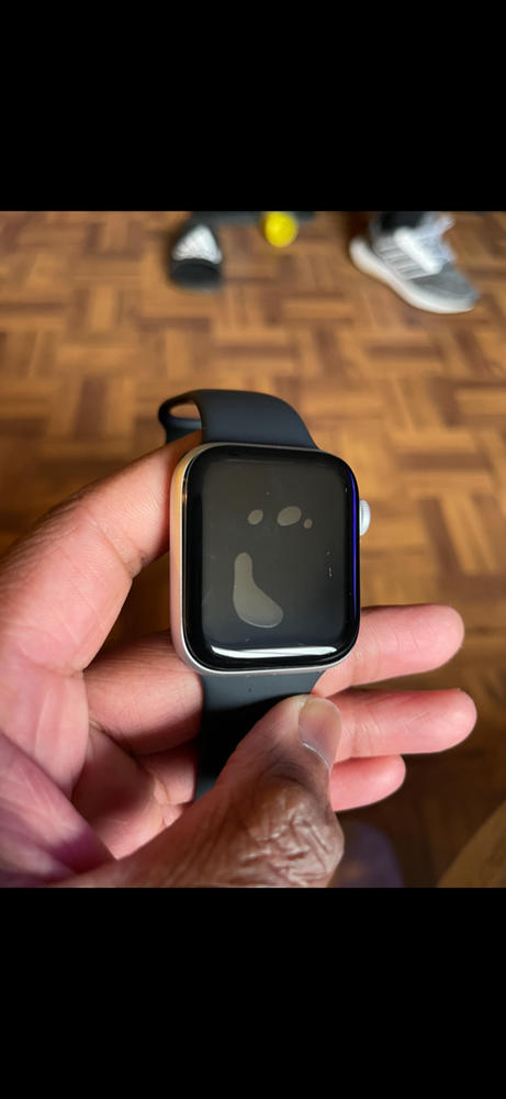 NanoArmour Apple Watch SE Screen Protector - Customer Photo From Bruce Rivers