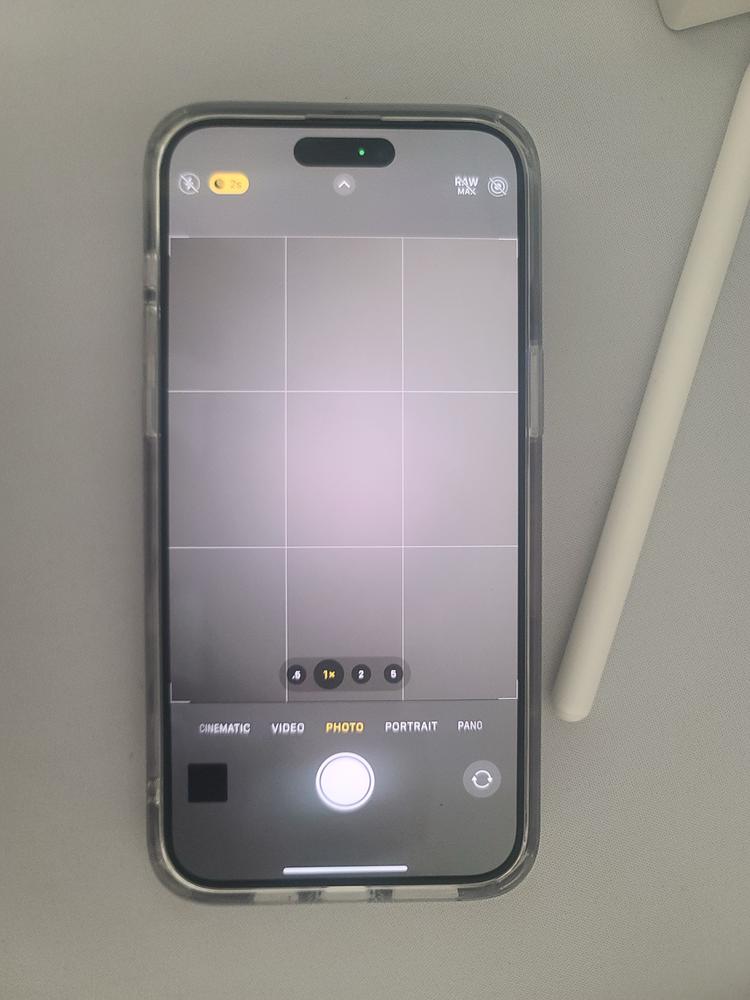 FLOLAB ONETIME PRO NanoArmour 3D Screen Protector with ClearVue AR & Antimicrobial for iPhone 15 Pro Max & iPhone 15 Pro - Customer Photo From Tae Hwan Kim