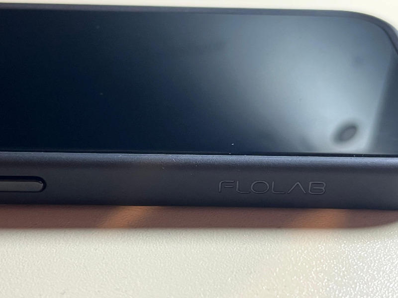 FLOLAB Surtect Tri-Fusion Magnetic for iPhone 16 Series Phone Case Black Frame Matte Translucent - Customer Photo From Cristian Rosu