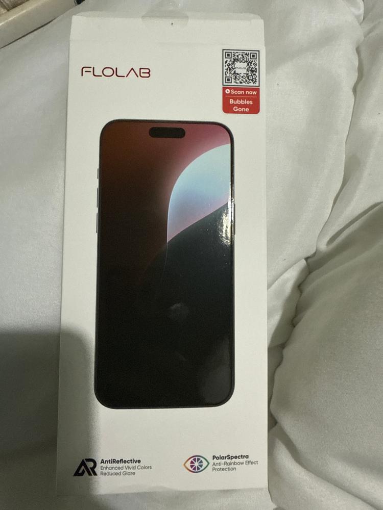 FLOLAB ONETIME PRO NanoArmour Infinity Edge Screen Protector with ClearVue Anti Reflective Technology & Reinforced Edge & Anti-Rainbow for iPhone 16 Series .7mm Bezels - Customer Photo From Gareth Alston