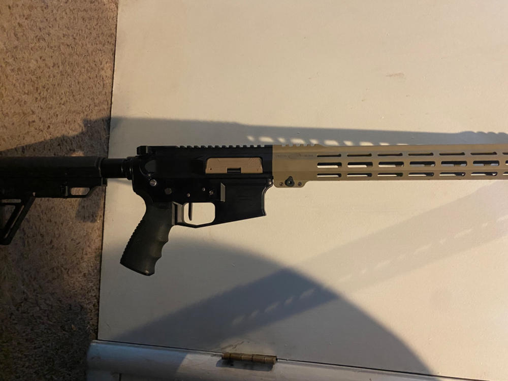 Dirty Bird AR-15 SMRS Handguard - Slim M-LOK Rail System Gen 2 - 15", FDE - Customer Photo From Shawn Smith