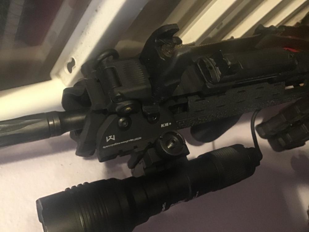 BCMGUNFIGHTER 1913 M-LOK Light Mount - Customer Photo From John Moyer