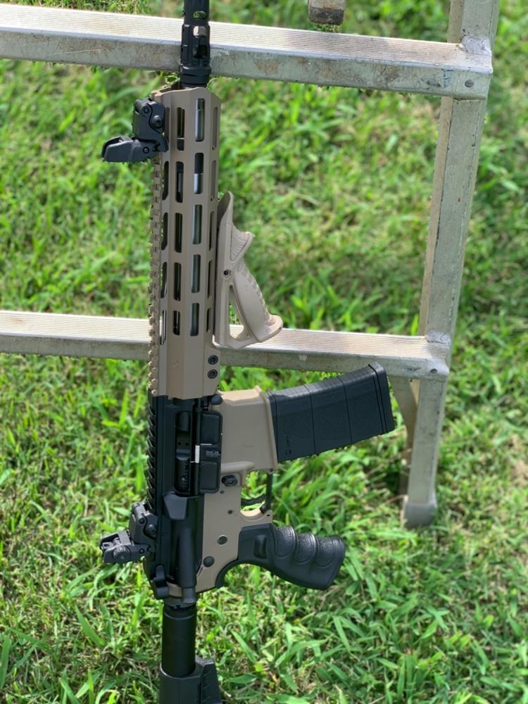 Aim Sports AR-15 Free Float M-LOK Handguard - FDE - 10" - Customer Photo From Michael Dial