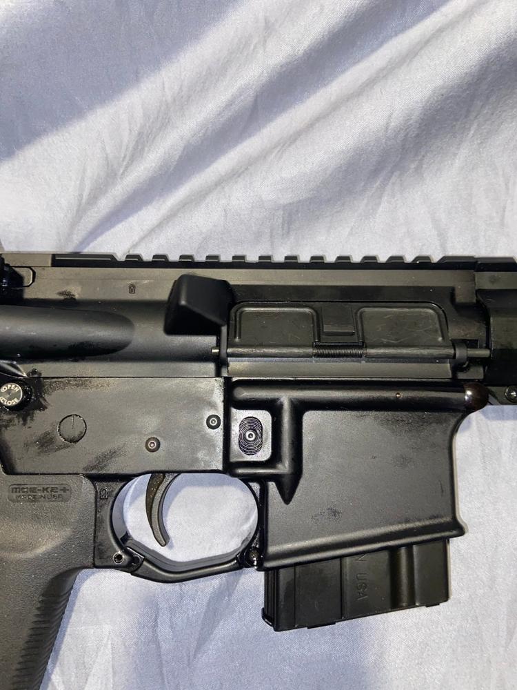 Hogue AR-15 Freedom Fighter Fixed Magazine Conversion Kit - Customer Photo From Aaron C