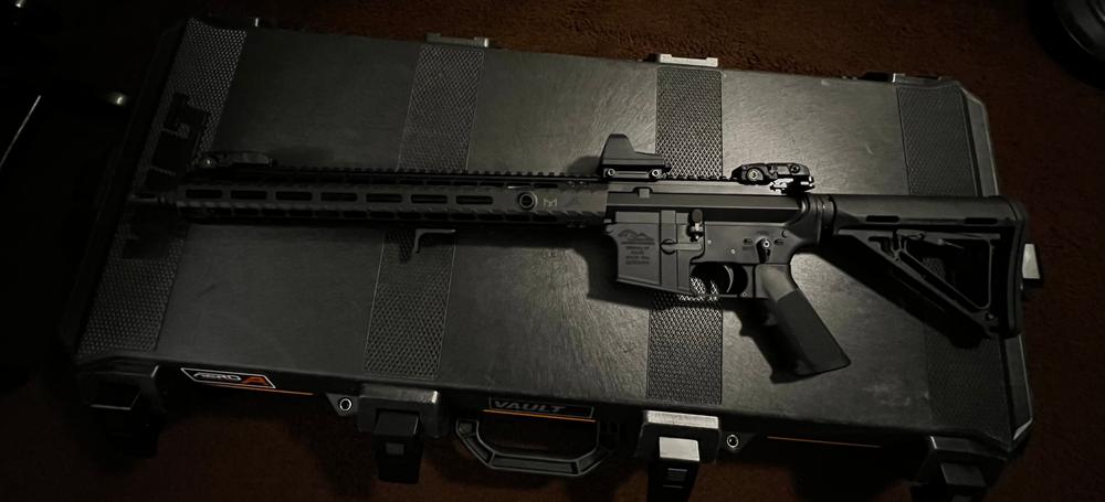 NBS AR-15/10 M-LOK Handstop - Customer Photo From Marcus Manipon