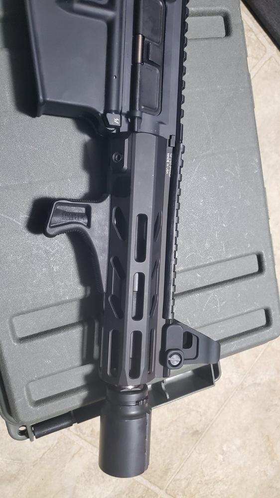 Leapers UTG PRO Arwen M-LOK Free Float Handguard - Black - 7" - Customer Photo From Josh Provost