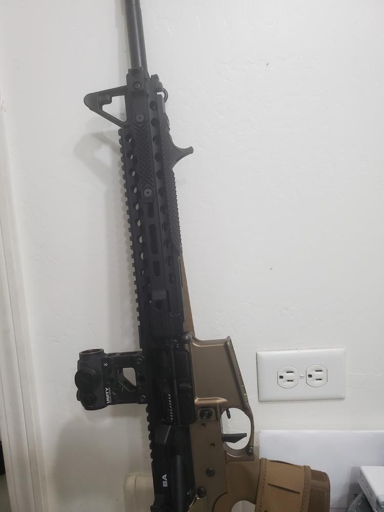 Centurion Arms C4 M-LOK Handguard - Midlength Cutout - Customer Photo From gabriel yanez