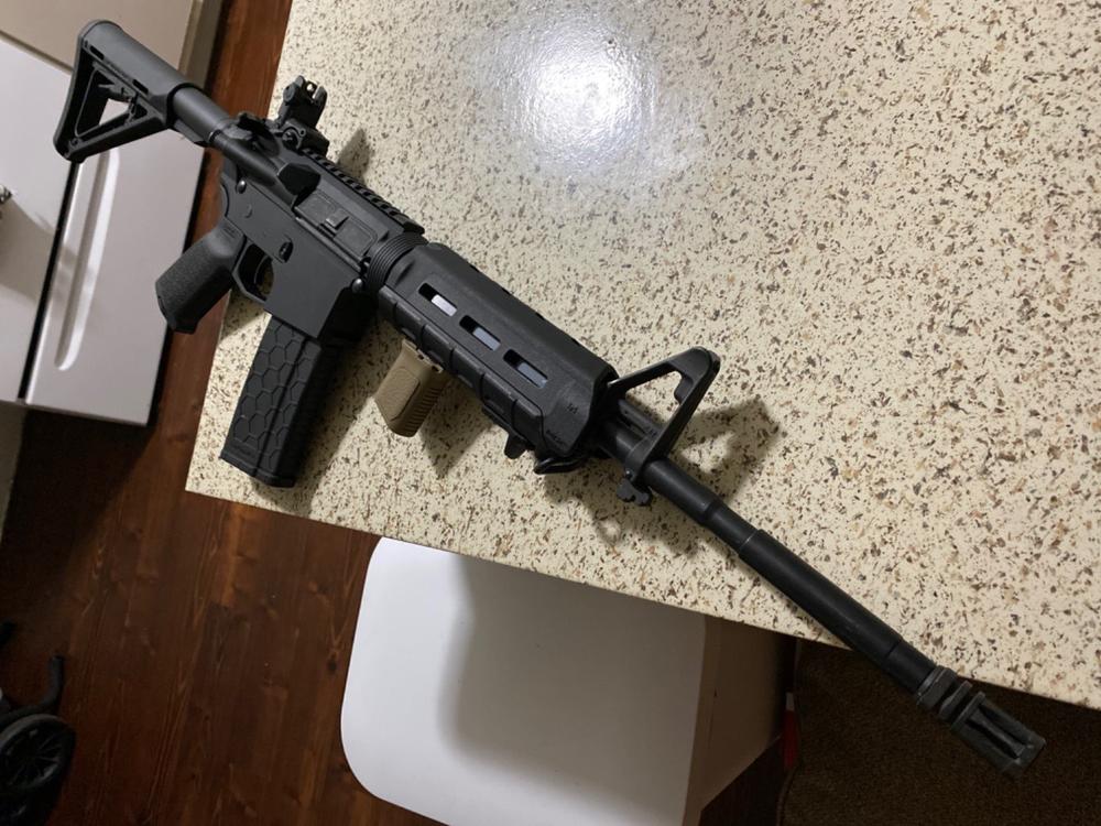 Strike Industries AR-15 Angled Grip w/ Cable Management - Short, FDE - Customer Photo From Cesar Ventura
