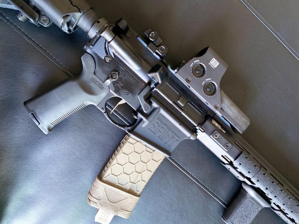 EOTech 512-0 Holographic Weapon Sight - Customer Photo From ED PAULINO