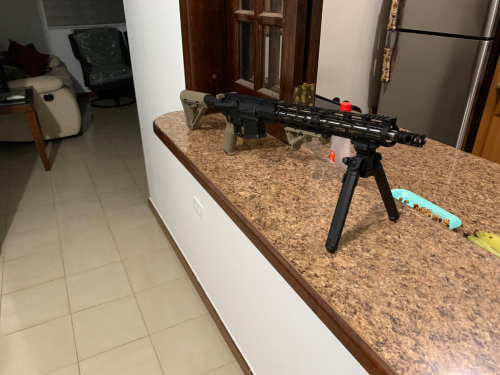 Magpul Bipod for 1913 Picatinny - Black - Customer Photo From Carlos Curet