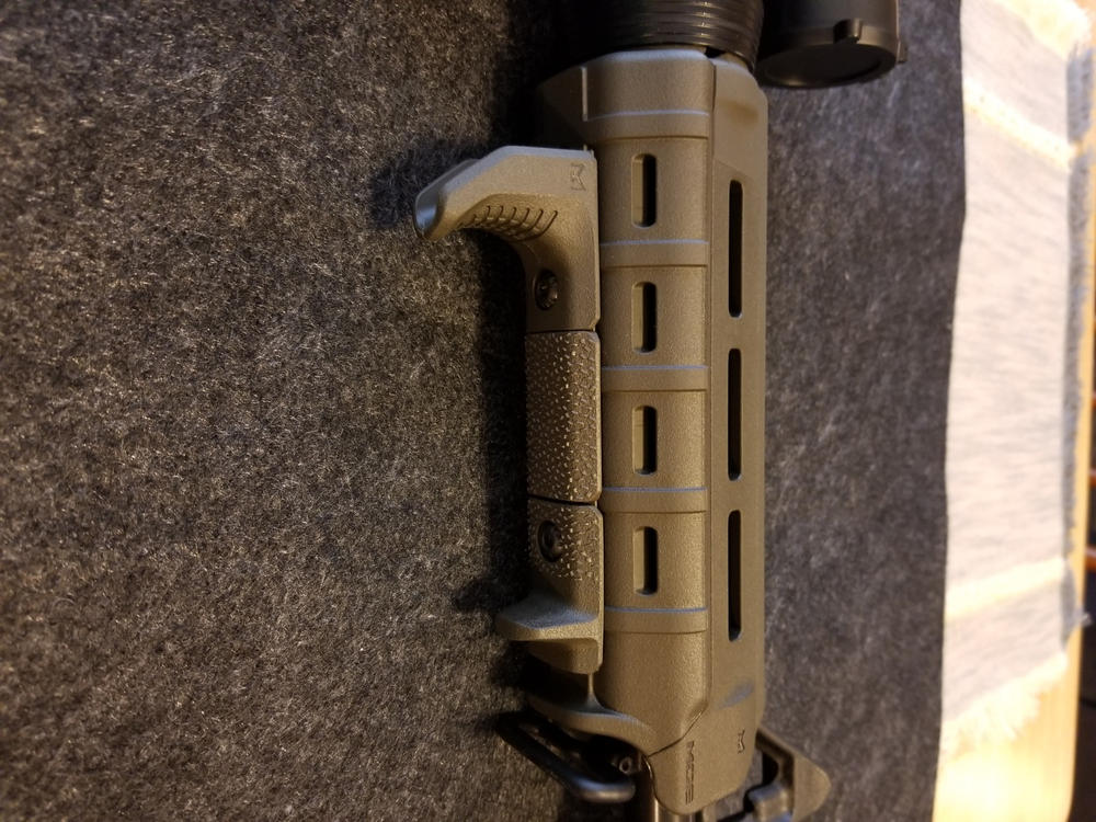 Magpul MOE M-LOK Hand Guard, Carbine-Length  AR-15/M4 - OD Green - Customer Photo From Walter Dailey