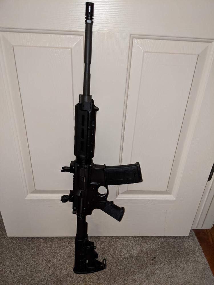 Magpul MOE M-LOK Hand Guard, Carbine-Length  AR-15/M4 - Black - Customer Photo From Dale Sirkle