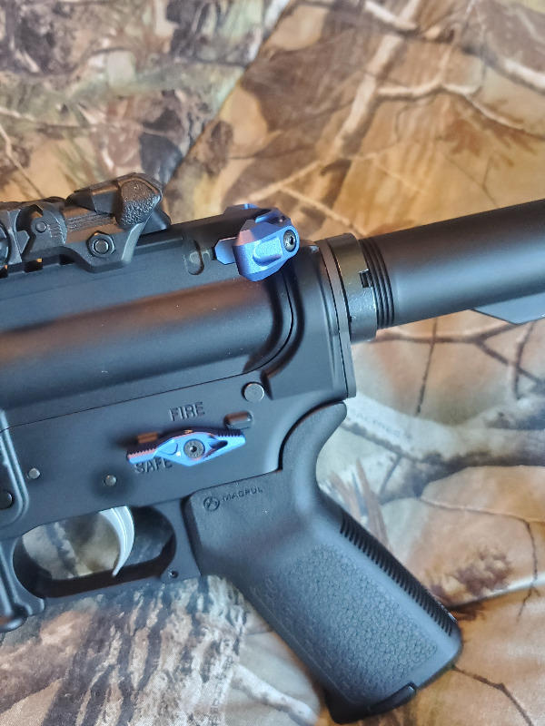 Strike Industries Phantom Latchless Charging Handle - (Black, FDE, Red, Blue) - Blue - Customer Photo From James Gooch