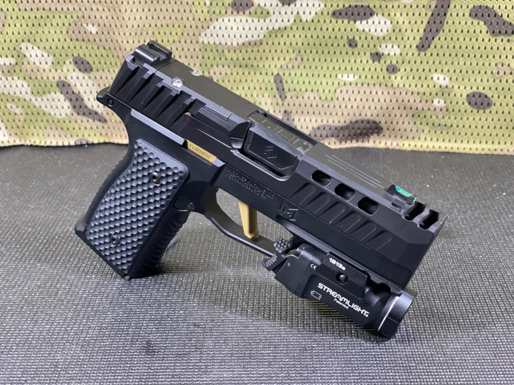 Angry Bear Arms Sig P320 Fiber Optic Profile - Tall - Customer Photo From Yoshiaki Hishikawa