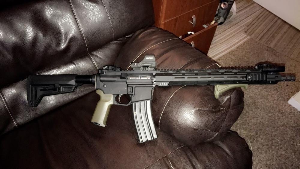 UTG ACCU-SYNC Spring-Loaded AR-15 Flip-up Front Sight, Black - Customer Photo From Nathan Tock