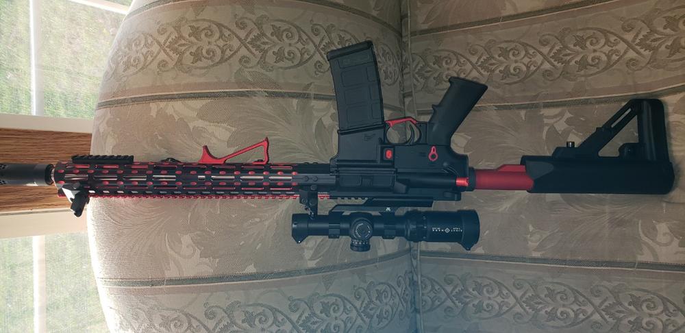 UTG PRO M-LOK AR-15 15" Super Slim Rail, Black & Red 2-Tone - Customer Photo From Todd Morton