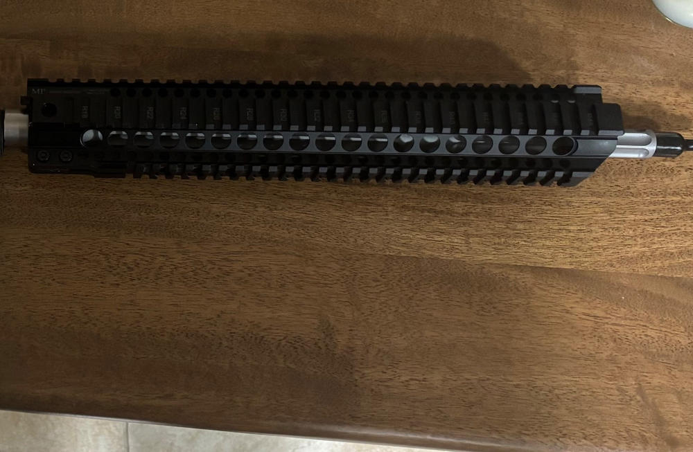 Midwest Industries AR-15 CRT Series Quad Rail Handguard - 14" - Customer Photo From Fabian Romero