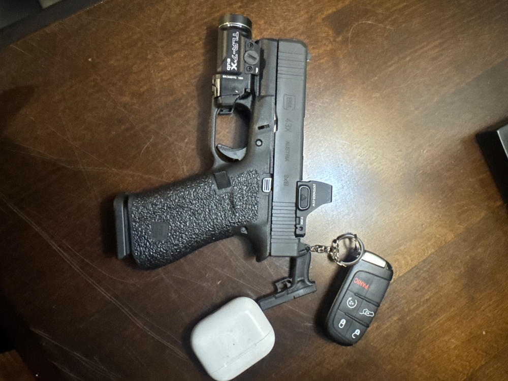 Vortex Defender-CCW Micro Red Dot - 6-MOA - Customer Photo From Brian Gonzalez