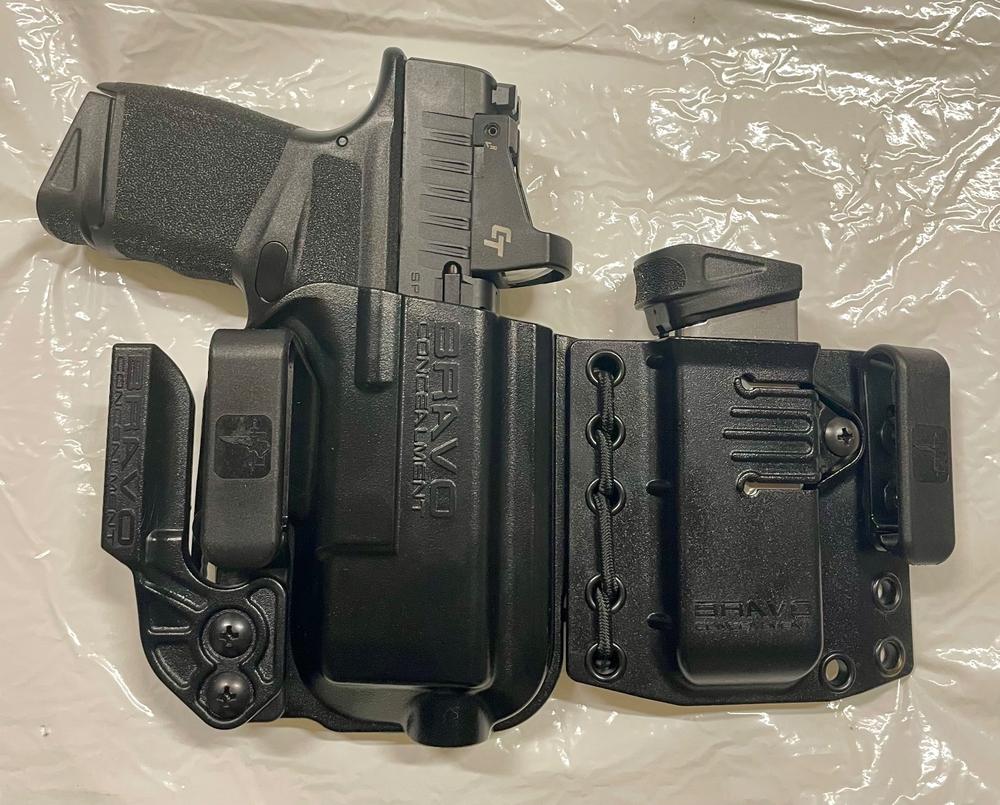 Holosun EPS Carry Enclosed Pistol Reflex Sight - Green 6MOA Dot, Non-Solar - Customer Photo From GEORGE ENRIQUEZ