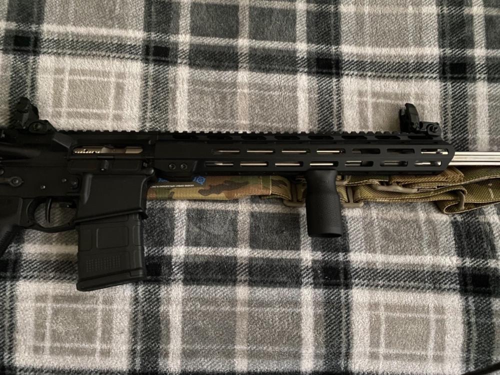 Aim Sports Inc AR-15 Free Float M-LOK Handguard - 13.5" - Customer Photo From Kevin Nelson