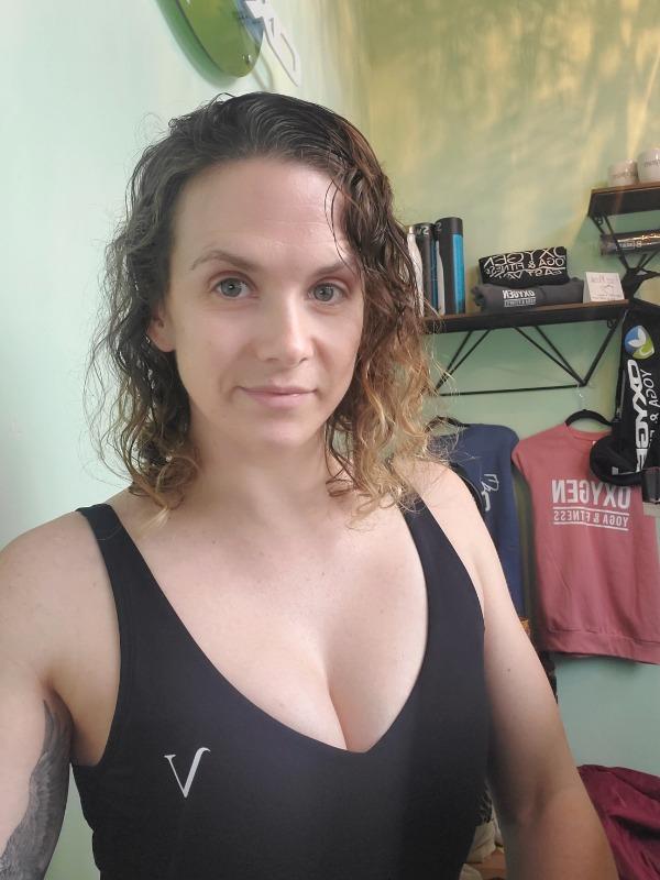 Vibe Higher Tank Top Black - Customer Photo From Victoria