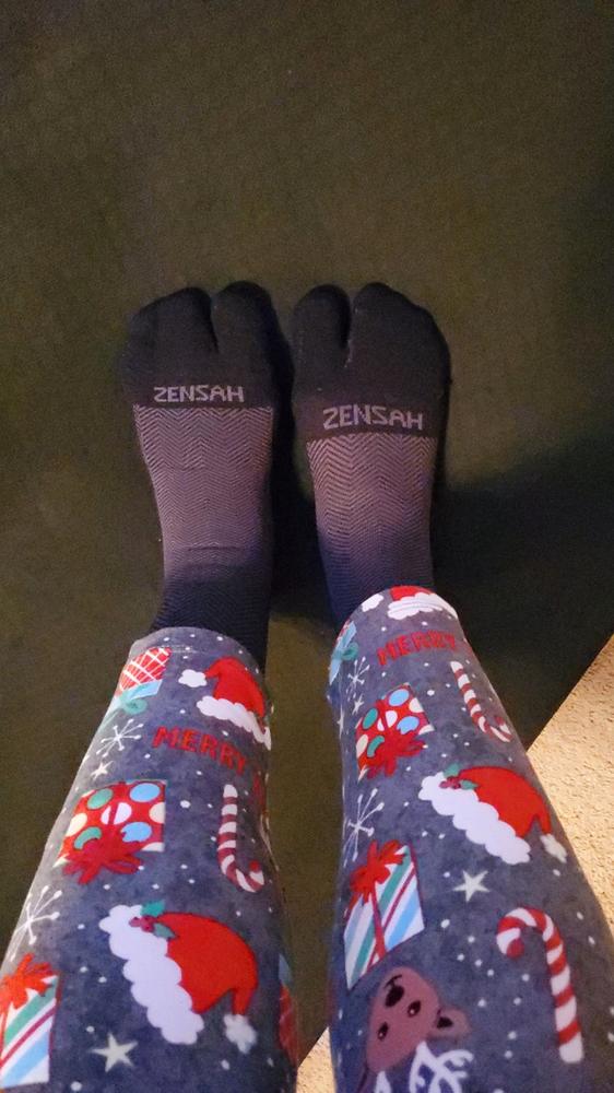 Bunion Ease Socks - Customer Photo From Crystal Lentz