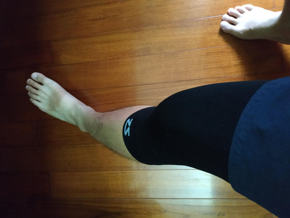 Compression Knee Sleeve - Customer Photo From Yen T.