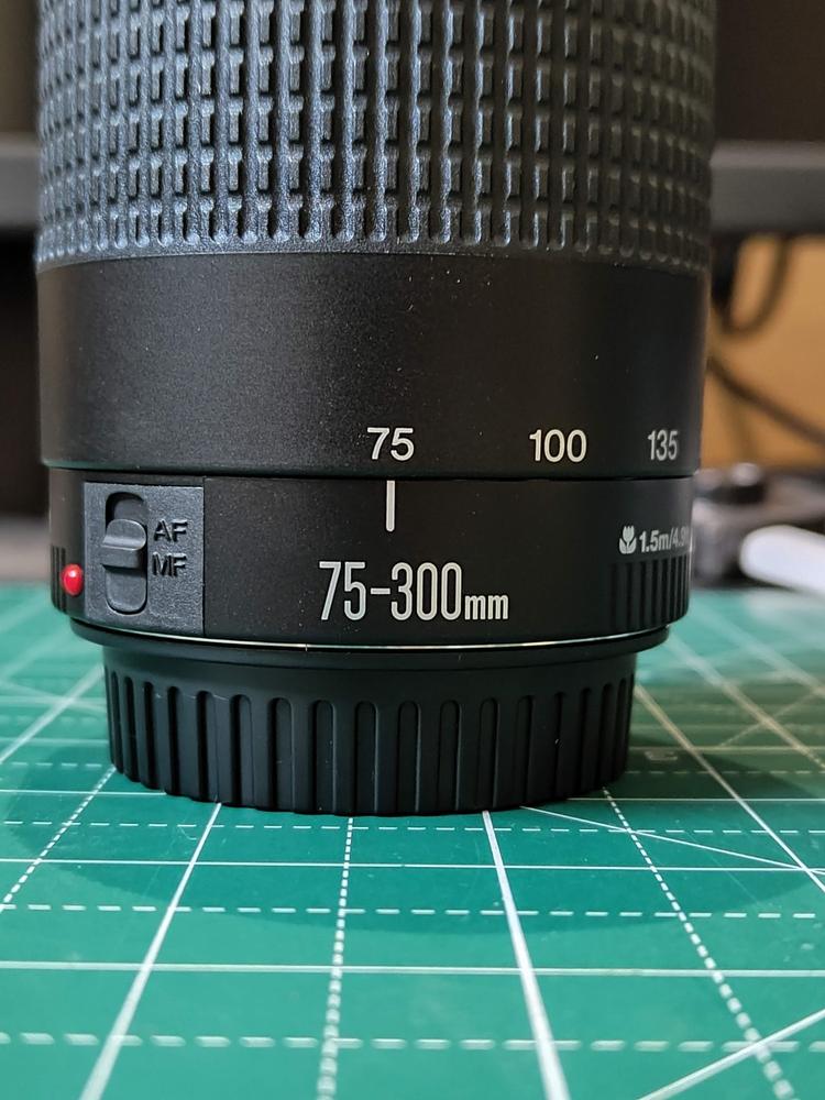 【C7023】Canon EOS 5D MarkII + EF 75-300 Canon EF 75-300mm f/4-5.6 III Lens | Canon Flagship Store